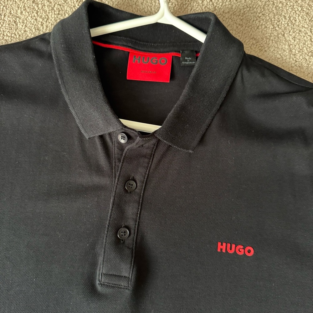 HUGO Black Polo Shirt with Red Logo - Picture 2 of 2